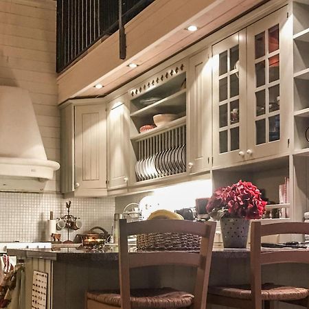 Cozy Home In Saerna With Kitchen Fjatervalen Eksteriør bilde